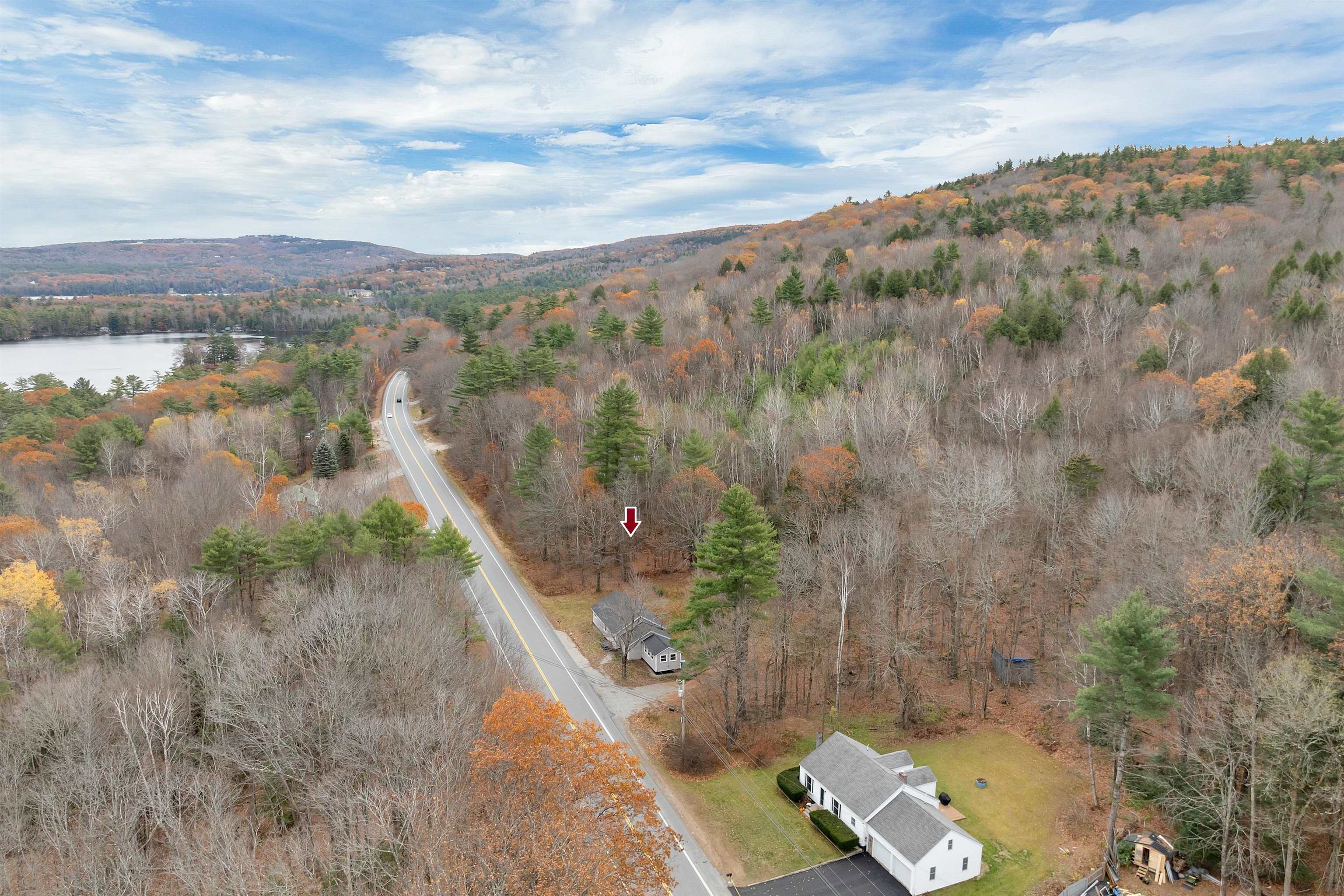 Sunapee, New Hampshire 03782, United States, 2 Bedrooms Bedrooms, ,1 BathroomBathrooms,Residential,Active,241723