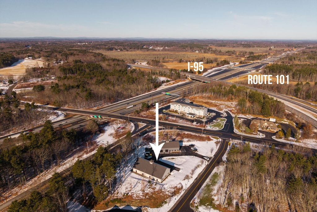 Photo of 300 EXETER Road, Hampton, NH 03842 (MLS # 5073194)