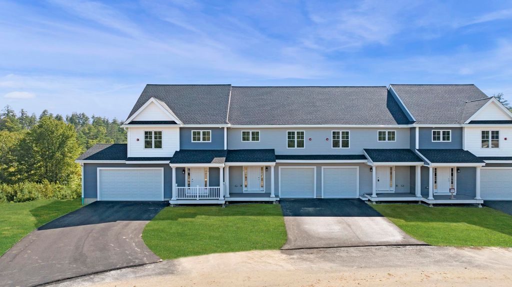 Photo of 5 Autumn Lane, Raymond, NH 03077 (MLS # 5075652)