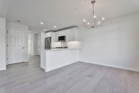 5 Autumn Lane Raymond NH 03077