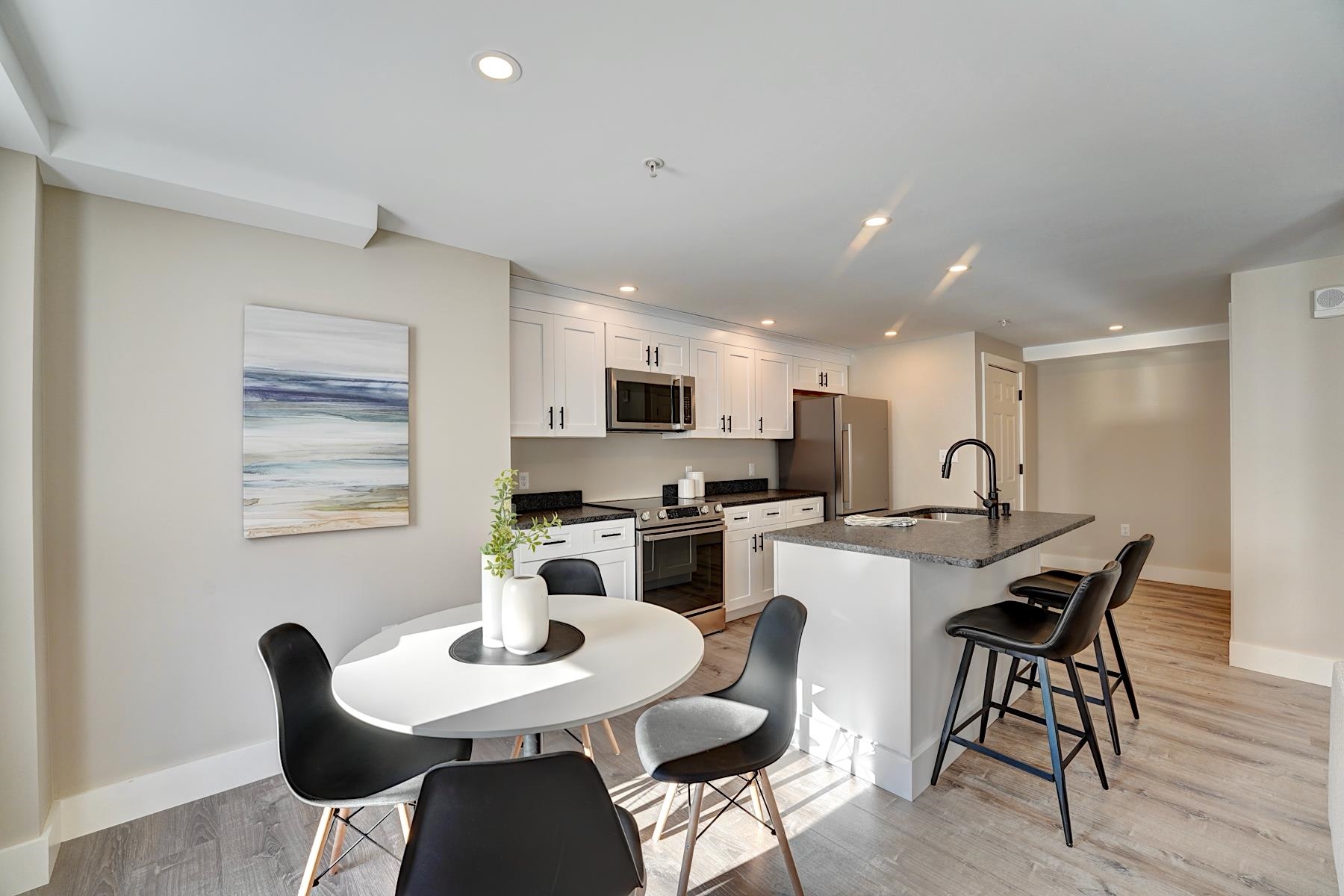 621 Islington Street B