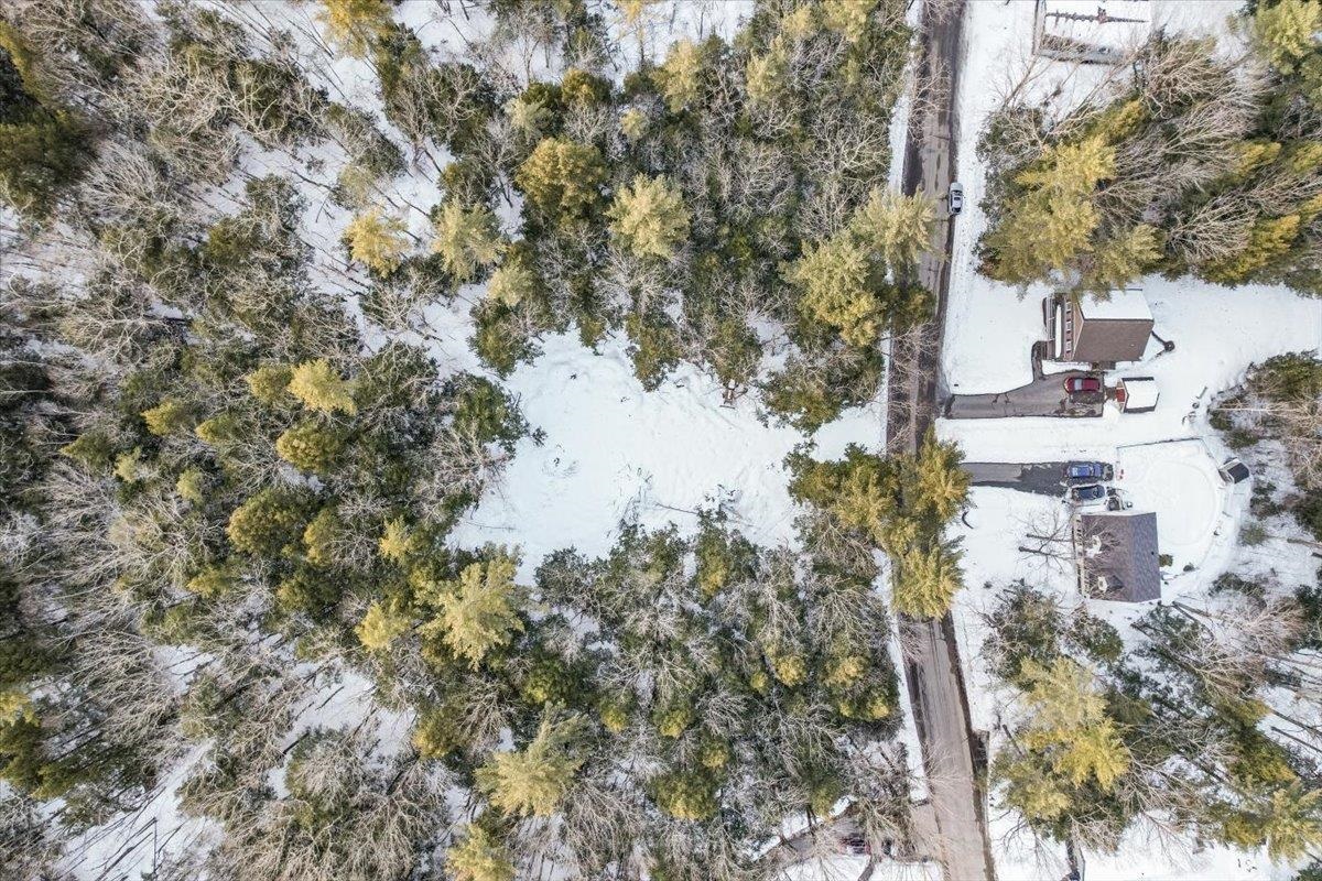 M10 L05 S37 Centennial Drive