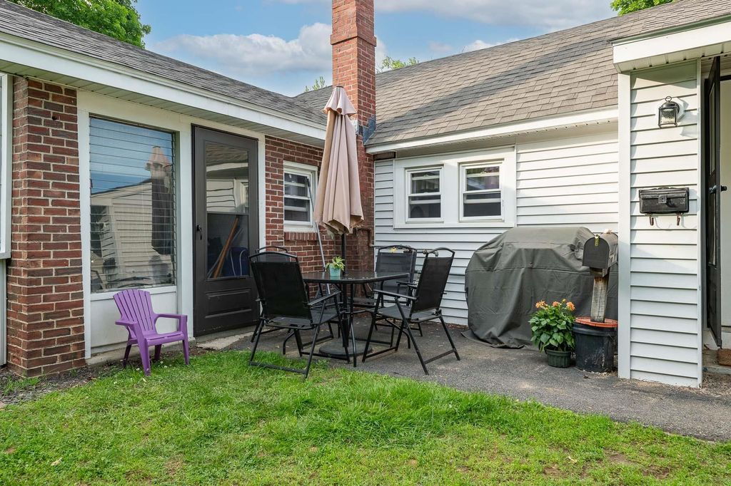 Photo of 3 Dodge Street, Rochester, NH 03867 (MLS # 5045647)
