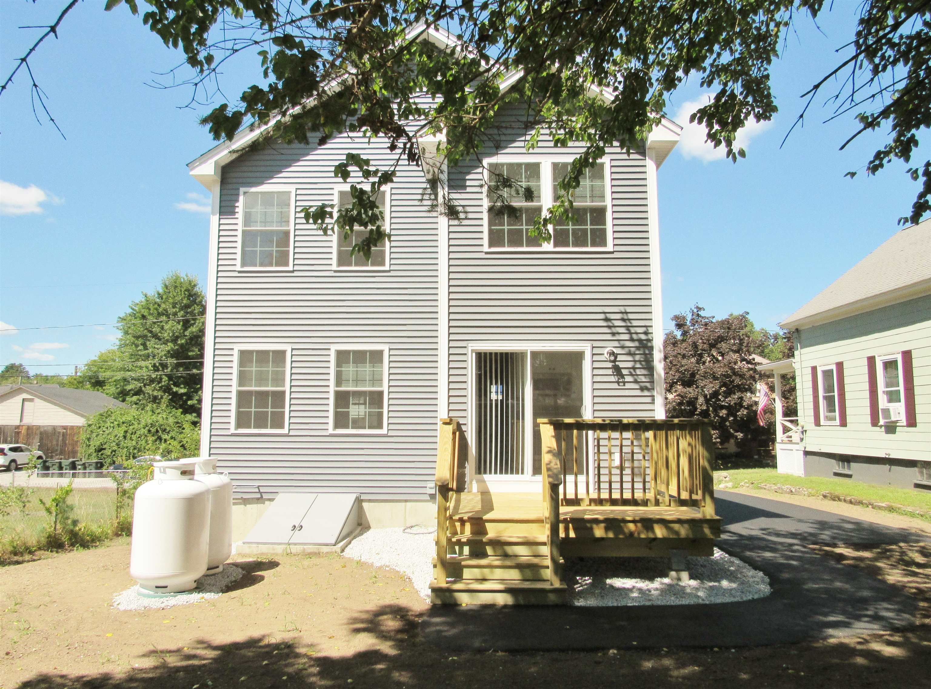37 LONGWOOD Avenue