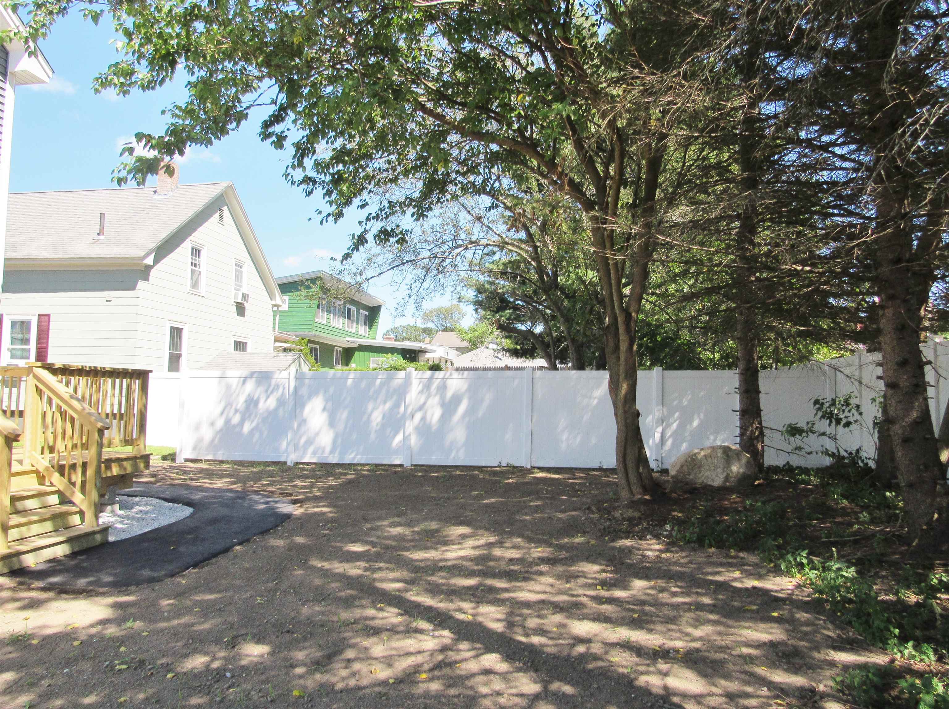 37 LONGWOOD Avenue