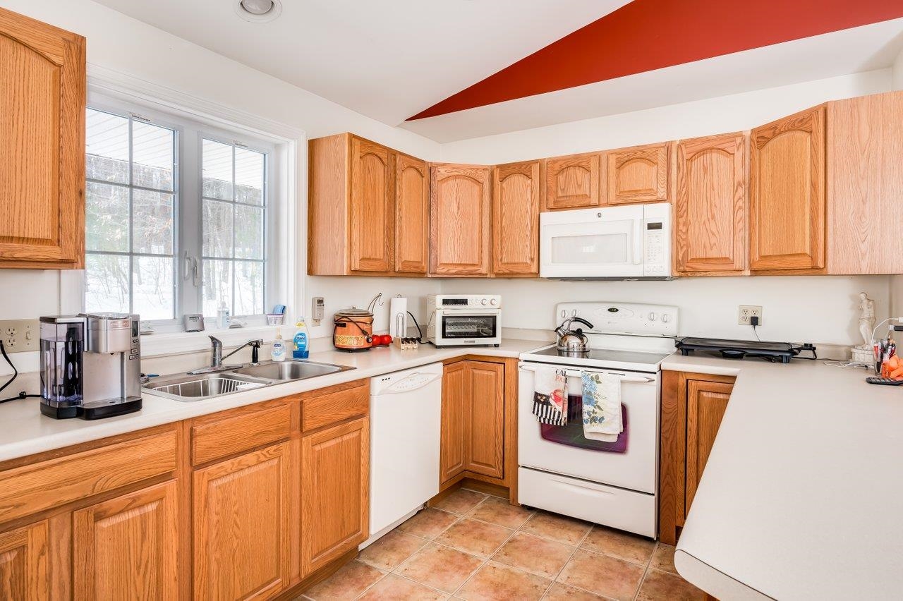 124 Northeast Pond Road 2