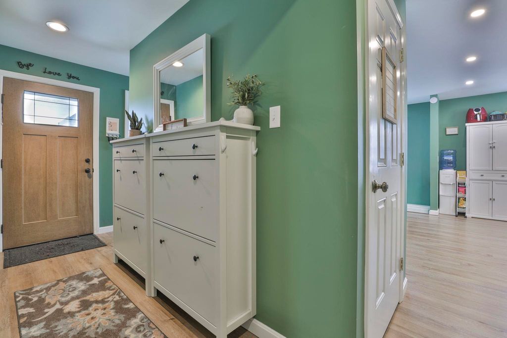 Photo of 668 West Hollis Street, Nashua, NH 03062 (MLS # 5075918)