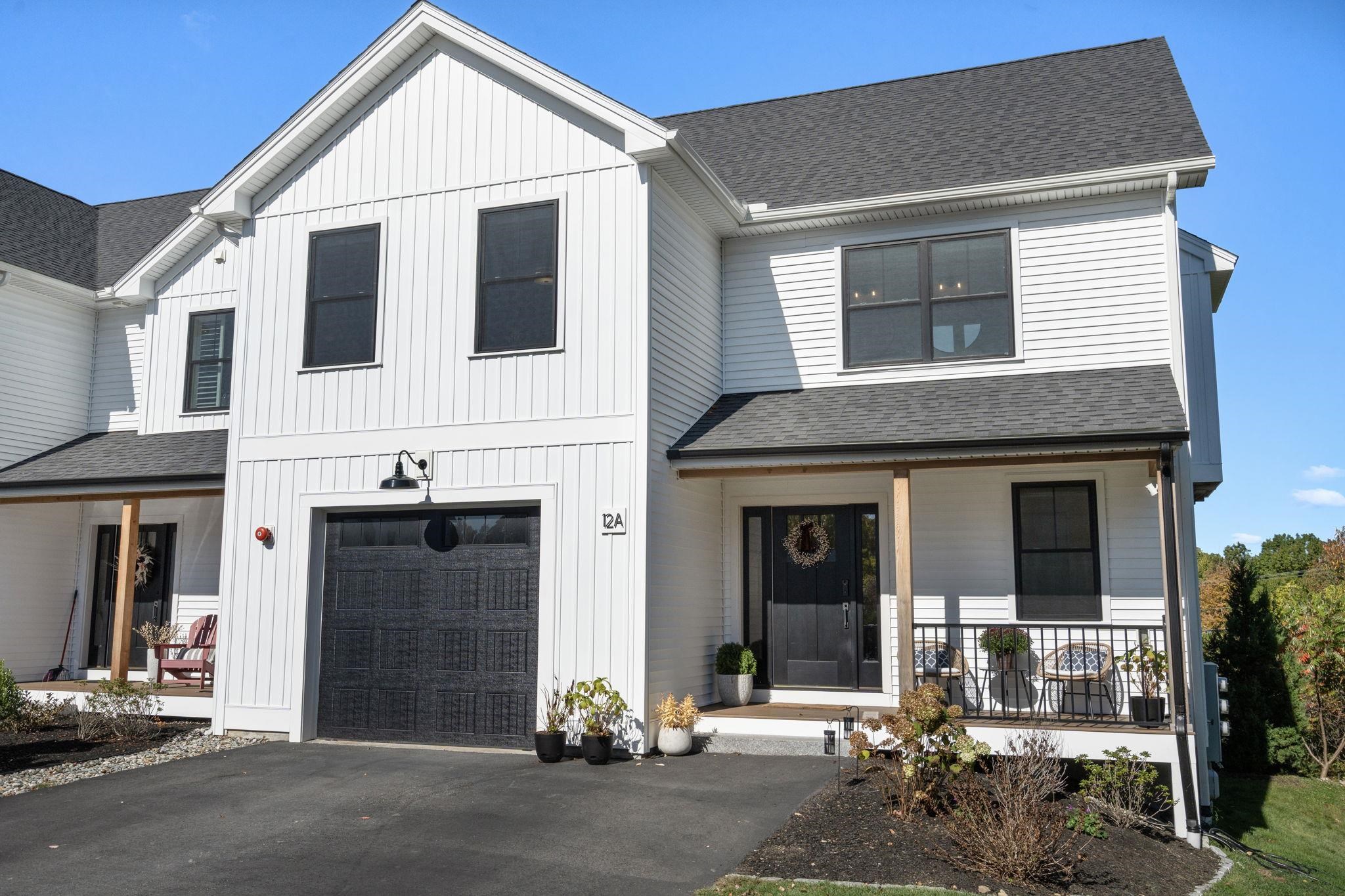 12 Founders Square A