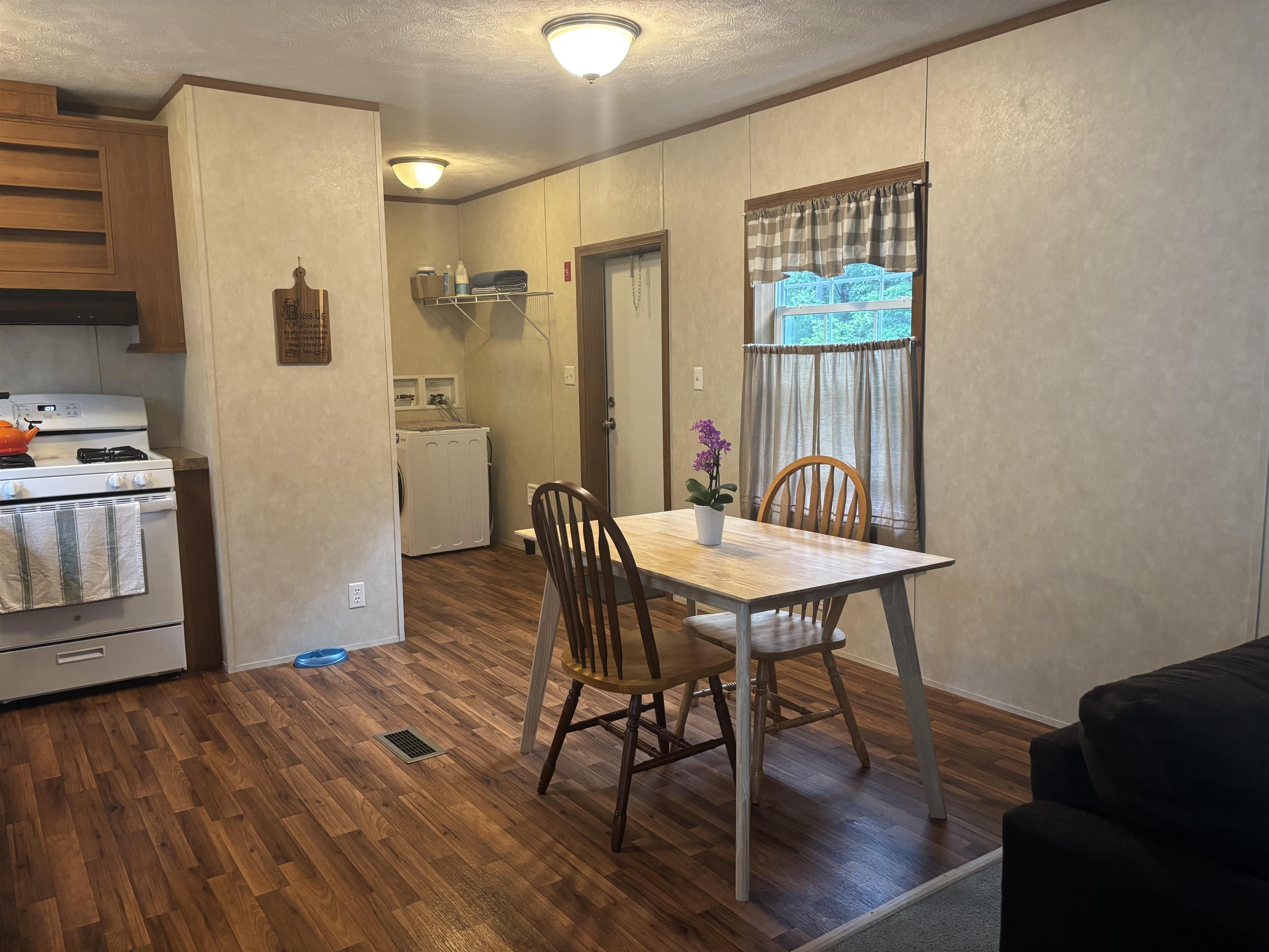 139 Rockingham Road 11