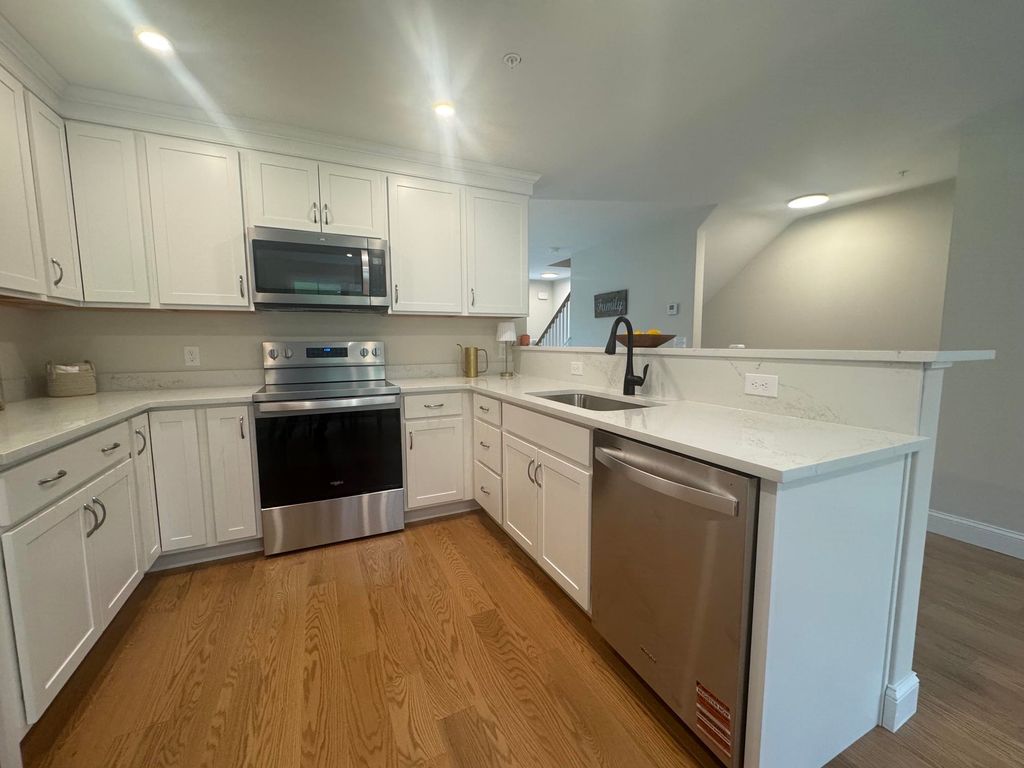 Photo of 83 Kearsarge Lane, Tilton, NH 03276 (MLS # 5081714)