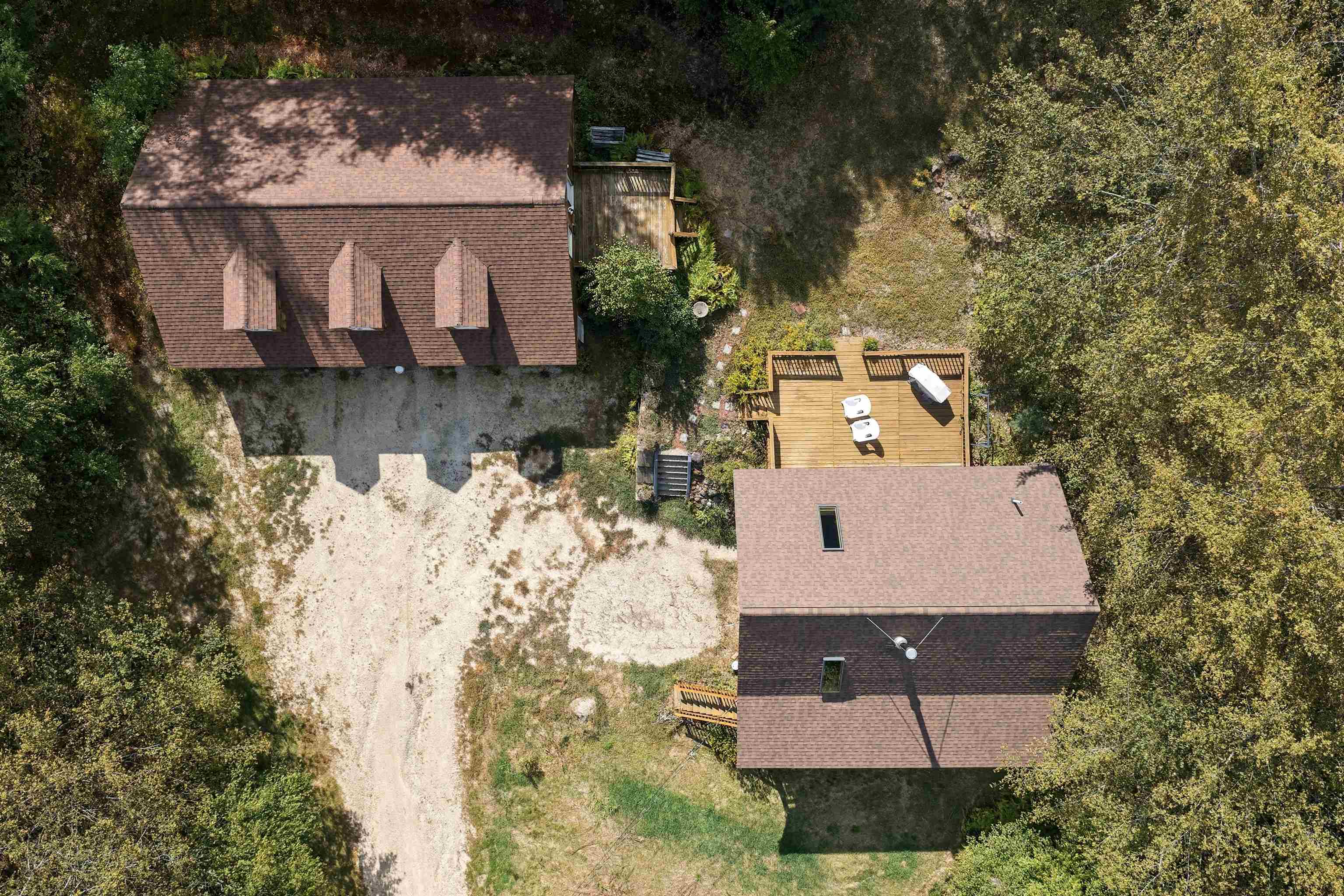 24 Ragged Mountain Road