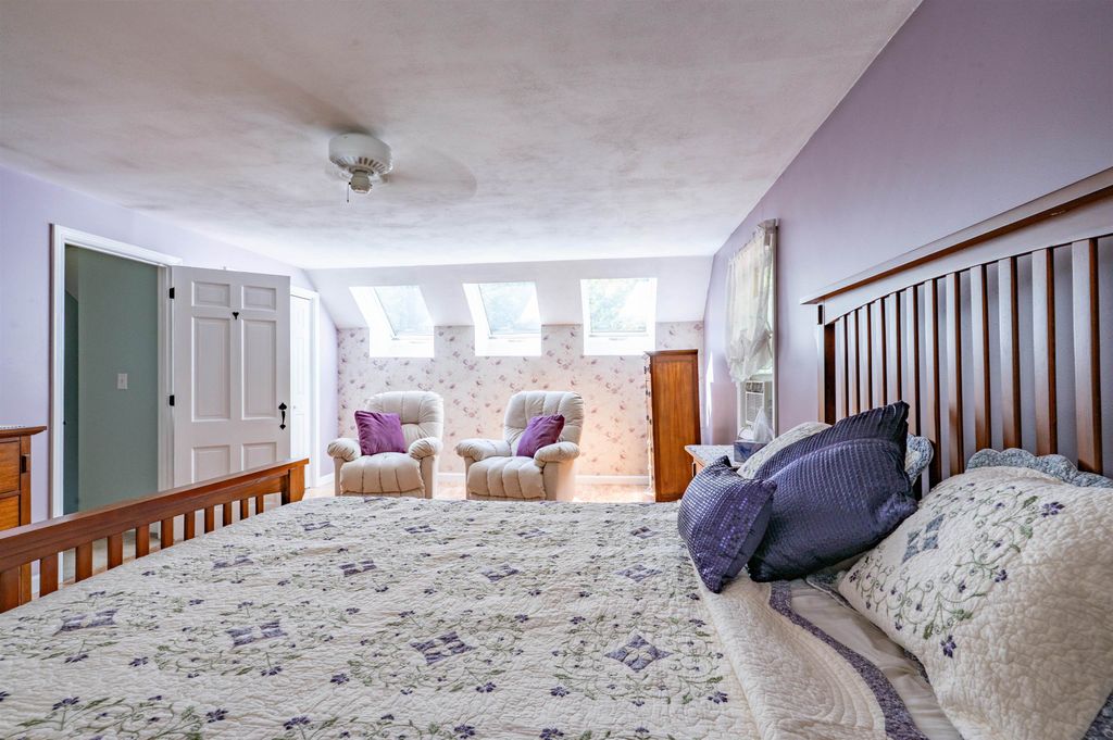 Photo of 8 Sunshine Drive, Kingston, NH 03848 (MLS # 5067043)