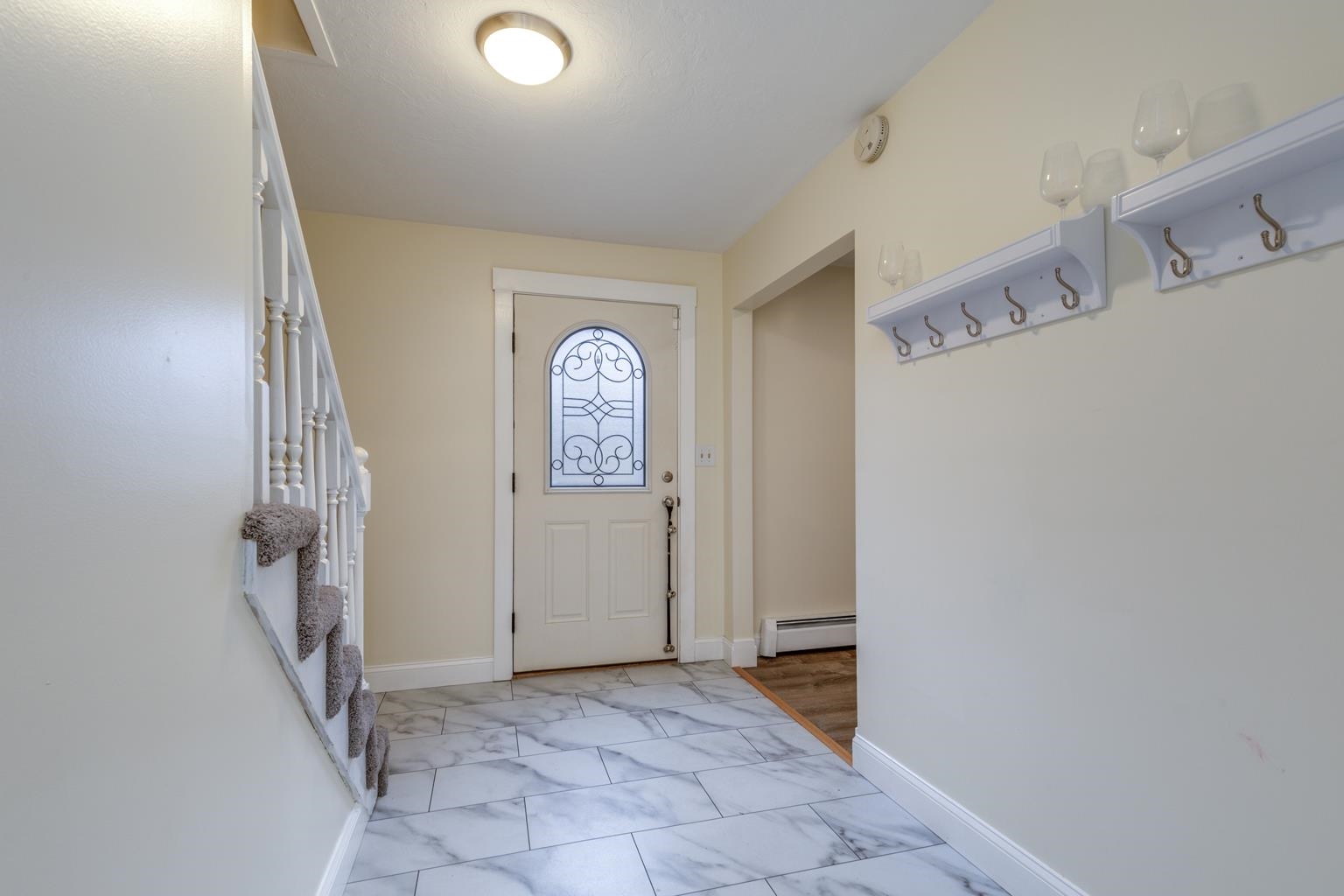 7 King Henry Drive