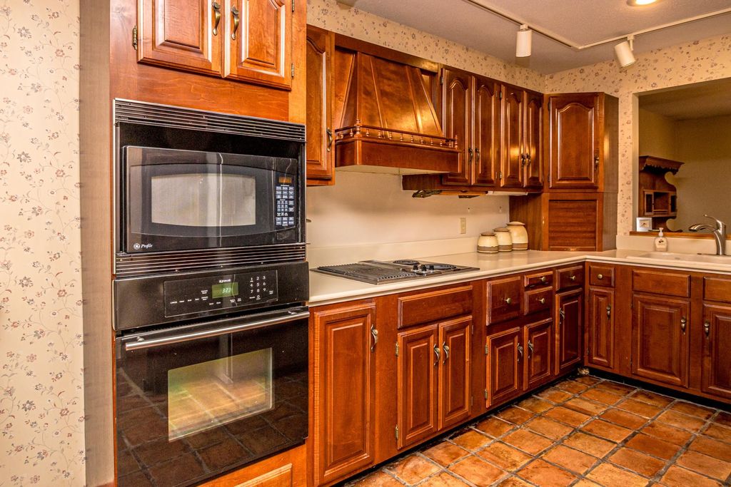 Photo of 45 Wildflower Trail #9, Conway, NH 03860 (MLS # 5076308)