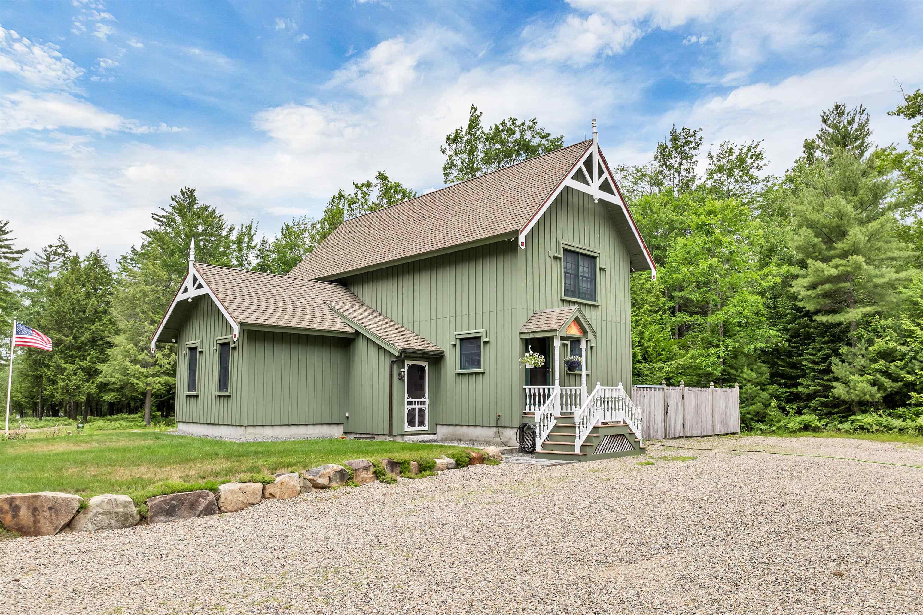 185 Huntress Bridge Road