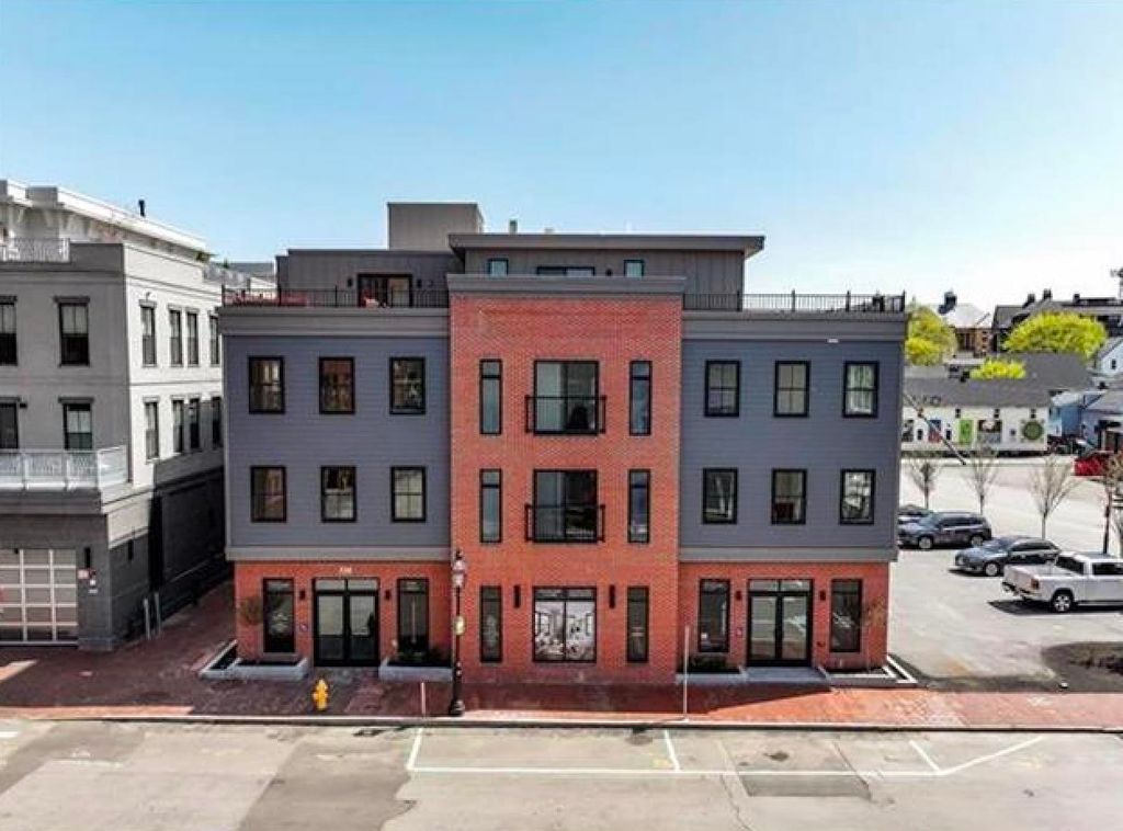 Photo of 238 Deer Street #302, Portsmouth, NH 03801 (MLS # 5084480)