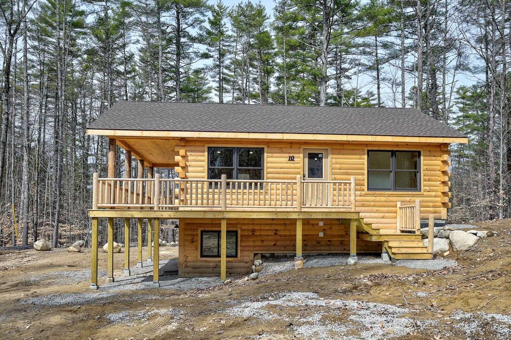 Photo of 10 Grandval Way, Madison, NH 03849 (MLS # 5083885)