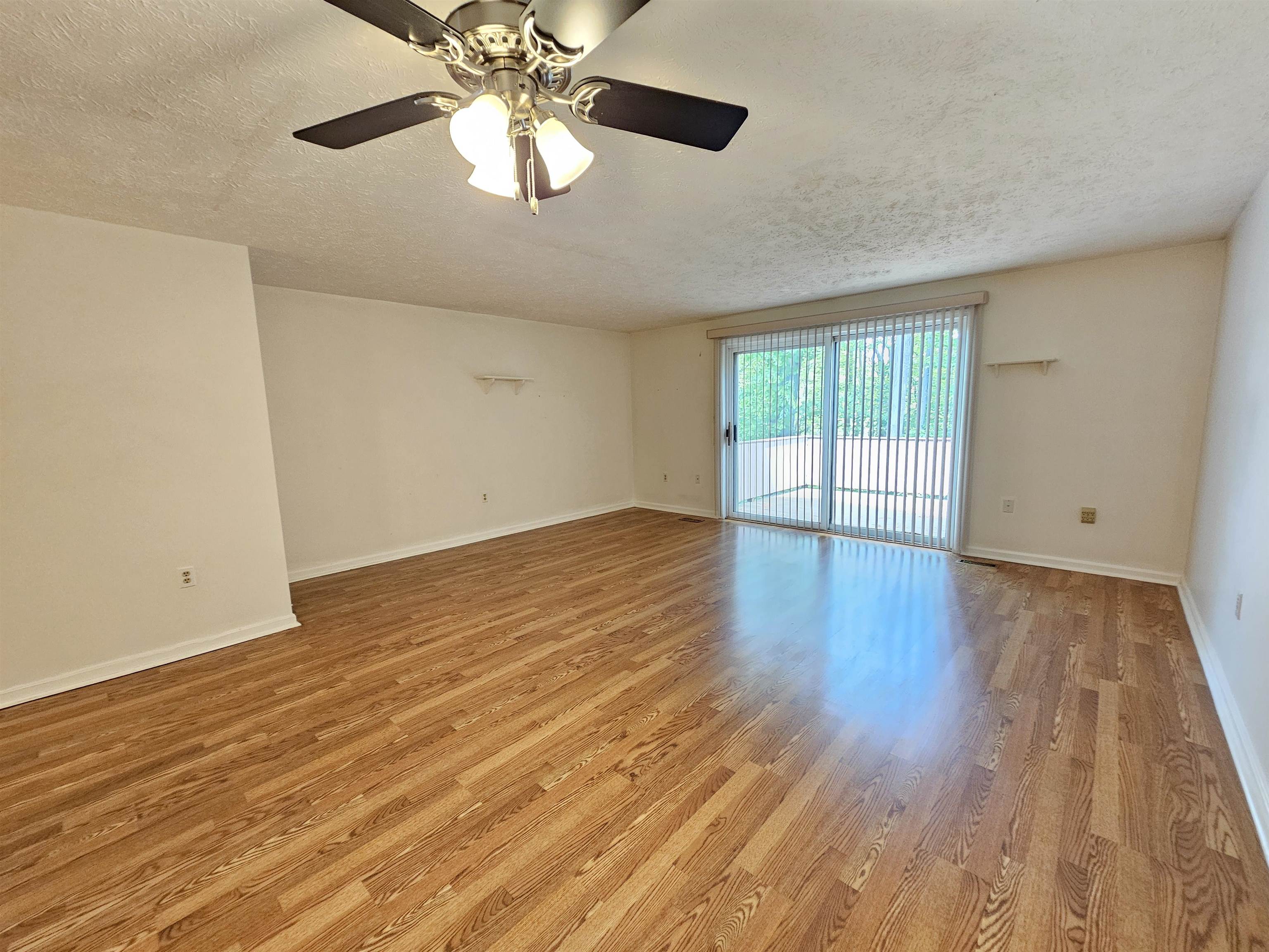 302 Eastview Drive