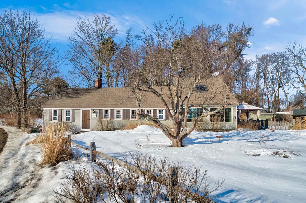 Photo of 92 Main Street, Atkinson, NH 03811 (MLS # 5079208)