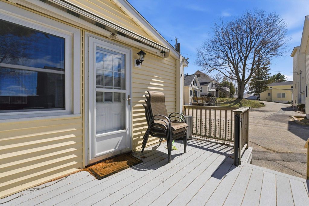 Photo of 144 Lake Street #3, Laconia, NH 03246 (MLS # 5084988)