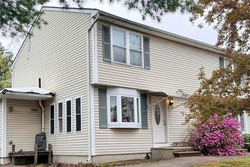 Photo of 3 Kerri Lane #A, Hooksett, NH 03106 (MLS # 5089033)