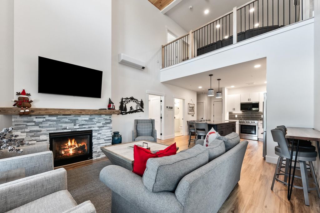 Photo of 239 Skimobile Road #314, Conway, NH 03860 (MLS # 5069377)