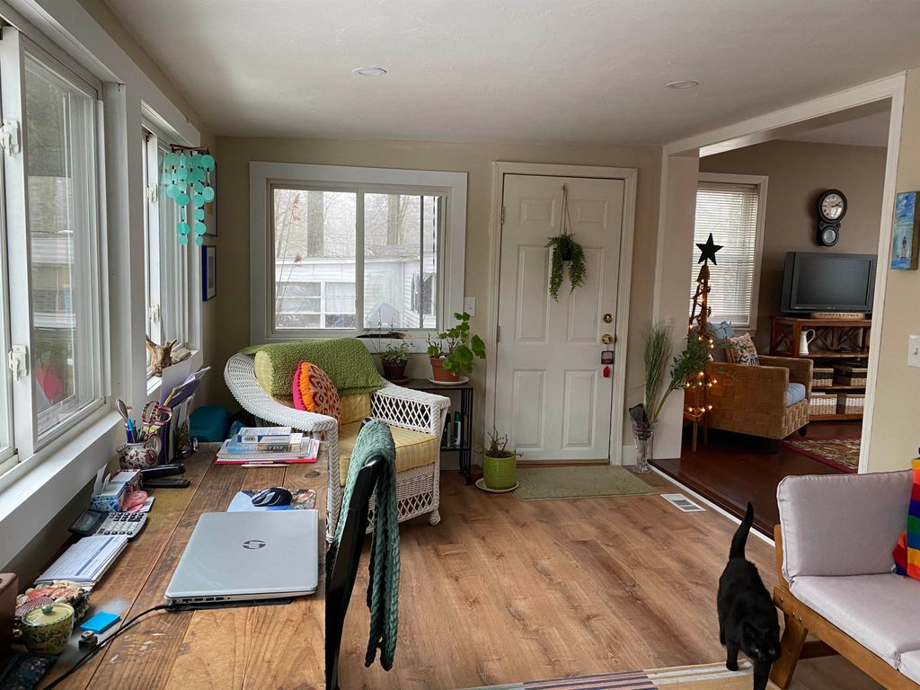 Photo of 17 Brown Avenue, Seabrook, NH 03874 (MLS # 5079425)