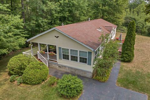 Photo of 70 Osprey Road, Alton, NH 03809 (MLS # 5074080)
