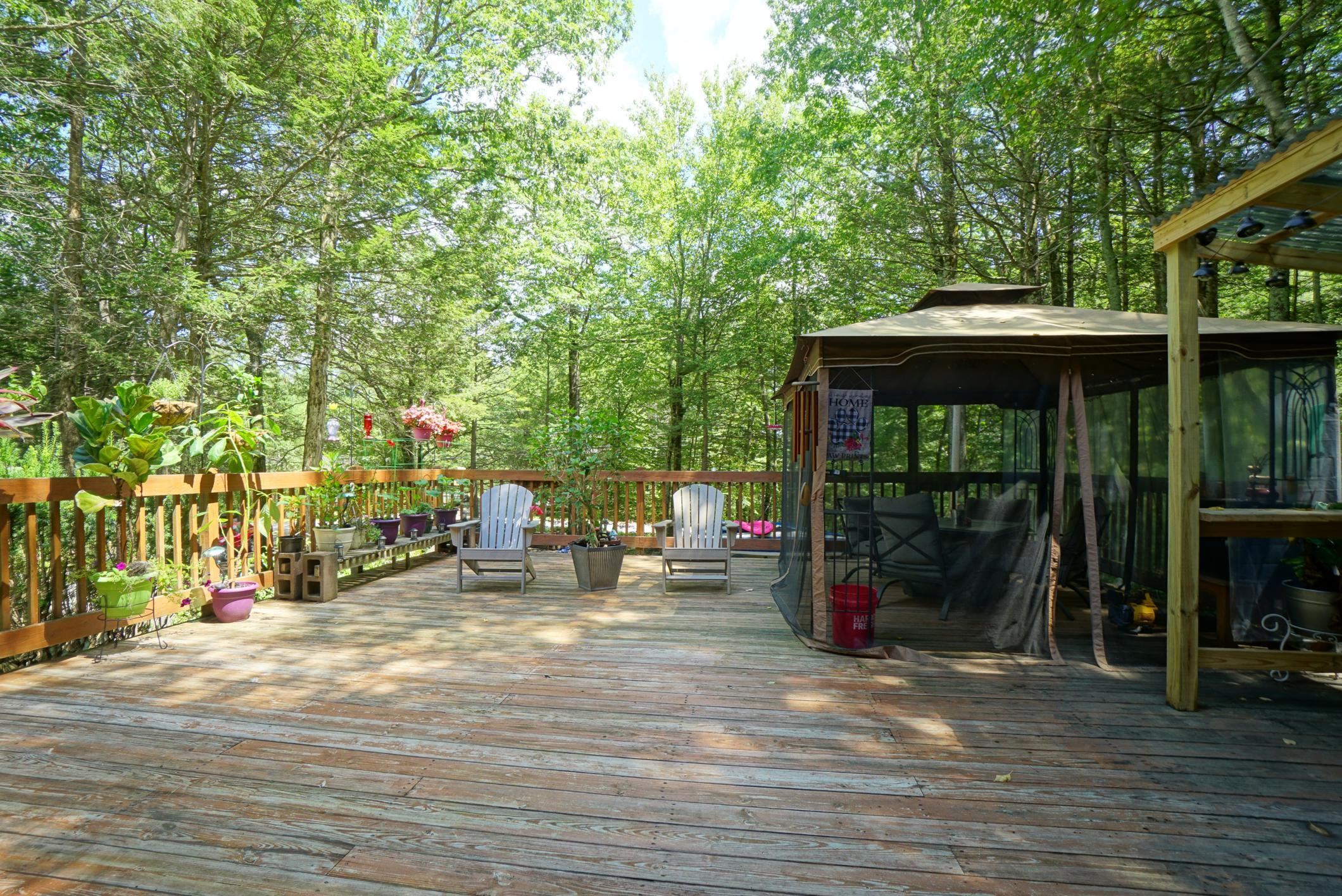 Nottingham, New Hampshire 03290, United States, 4 Bedrooms Bedrooms, ,2 BathroomsBathrooms,Residential,Pending,186007