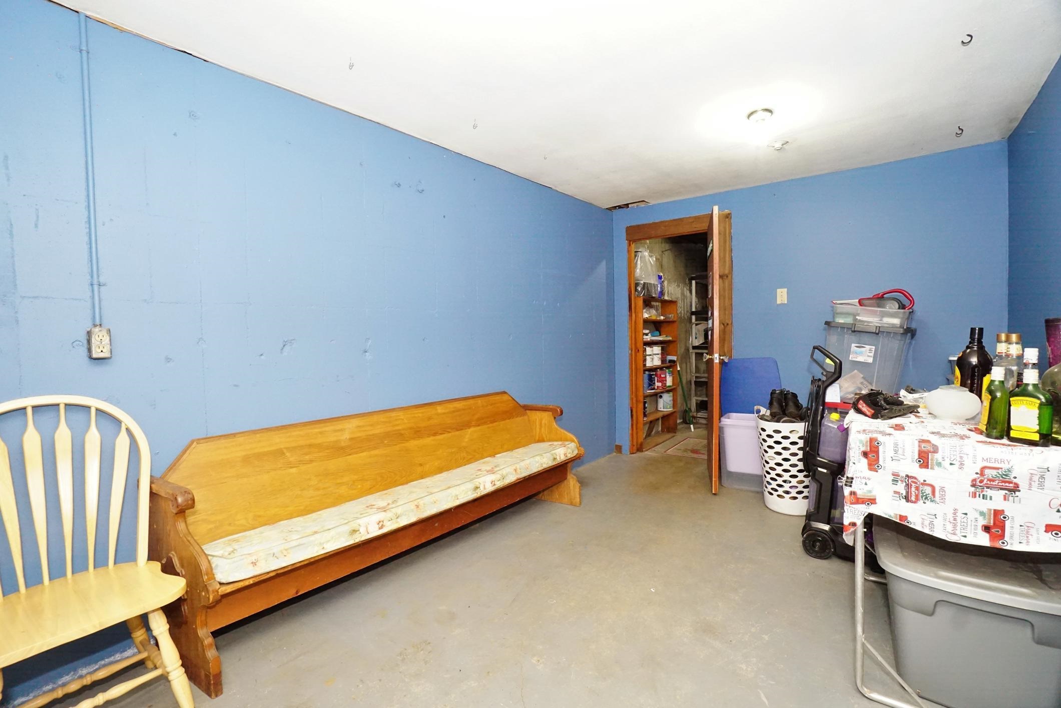 Nottingham, New Hampshire 03290, United States, 4 Bedrooms Bedrooms, ,2 BathroomsBathrooms,Residential,Pending,186007