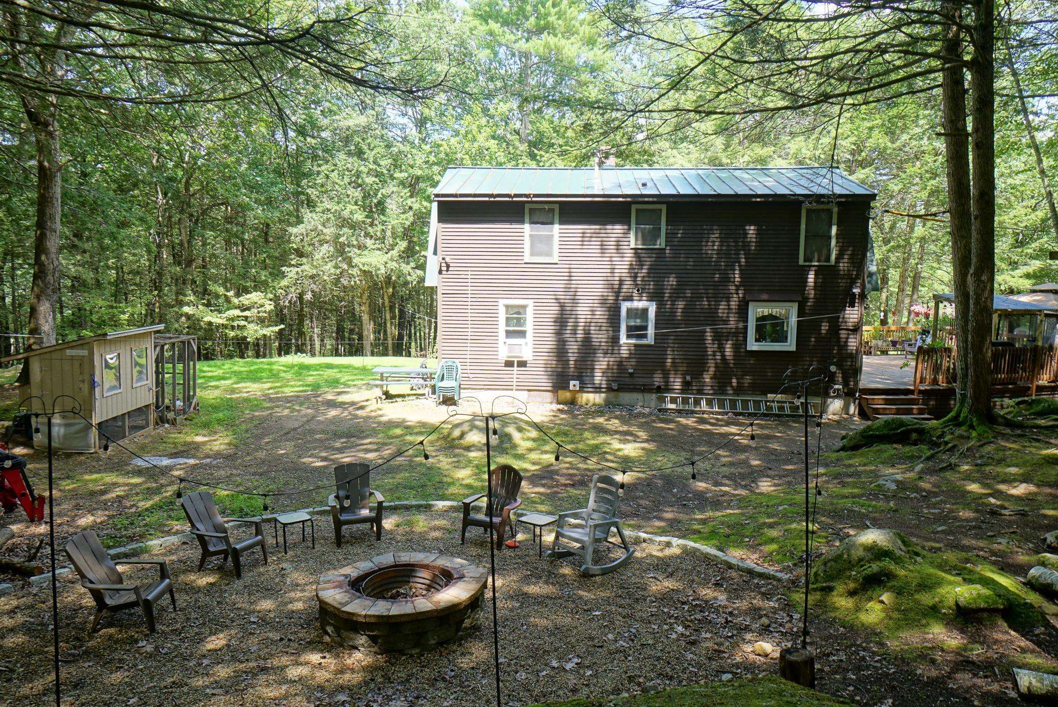 Nottingham, New Hampshire 03290, United States, 4 Bedrooms Bedrooms, ,2 BathroomsBathrooms,Residential,Pending,186007