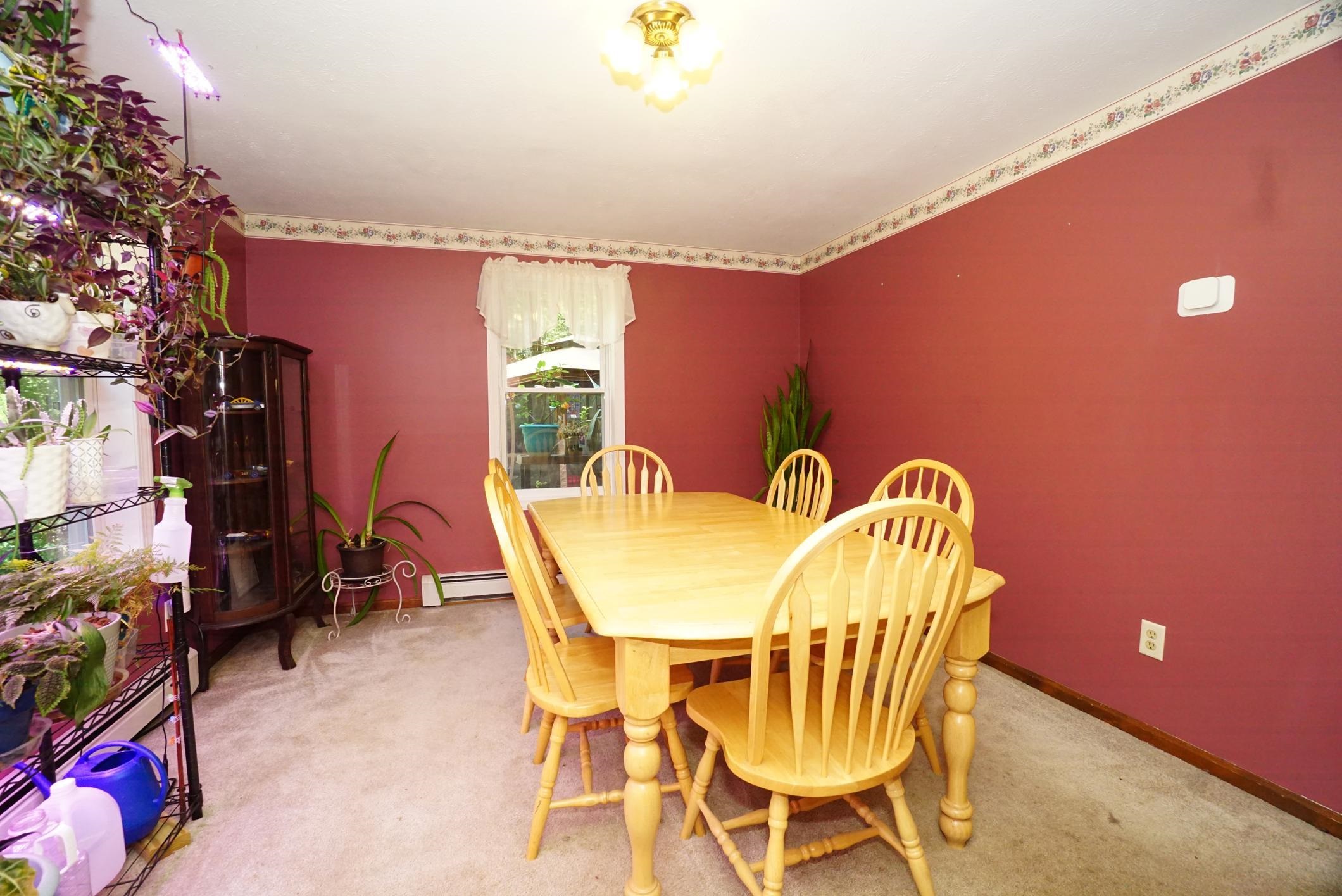 Nottingham, New Hampshire 03290, United States, 4 Bedrooms Bedrooms, ,2 BathroomsBathrooms,Residential,Pending,186007