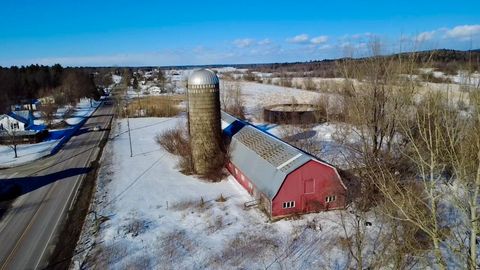 2087 VT Route 105 Swanton VT 05455