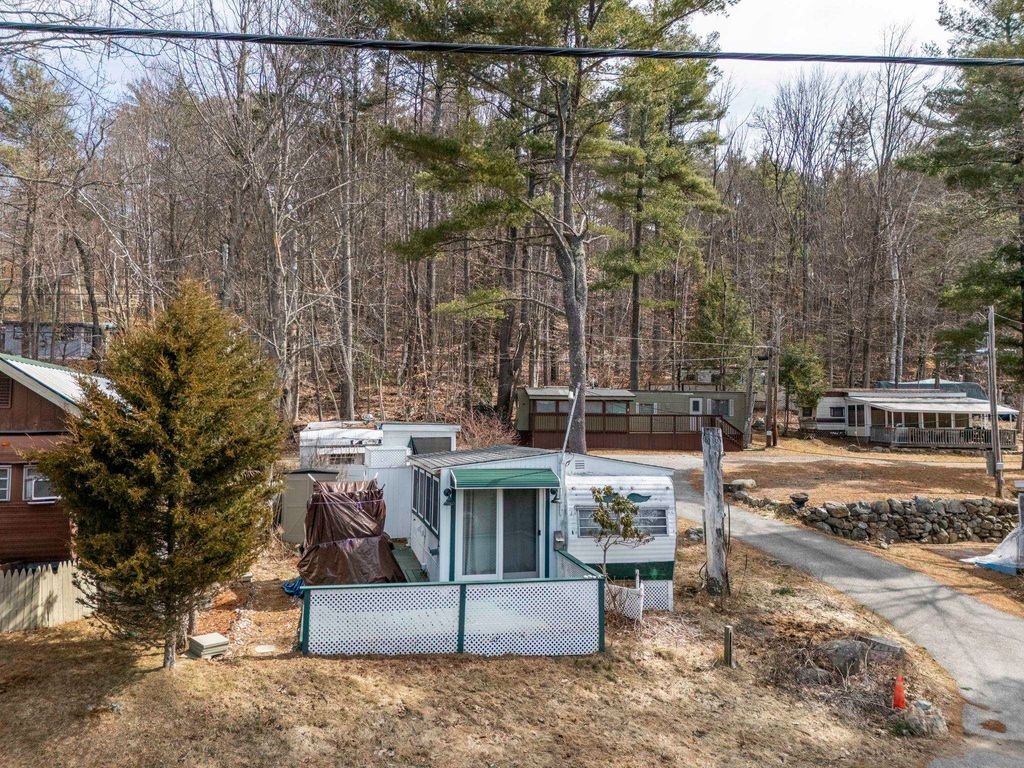 Photo of 6 Viewland Court #26, Alton, NH 03809 (MLS # 5081232)