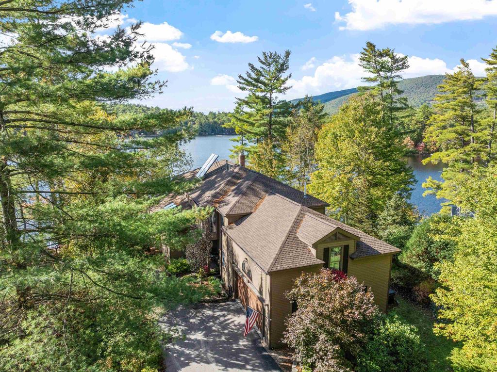 Photo of 15 Second Point Road, Moultonborough, NH 03254 (MLS # 5088053)