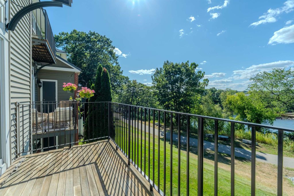Photo of 103 Riverwalk Way, Manchester, NH 03101 (MLS # 5058637)