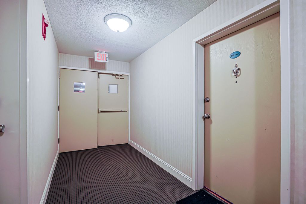 Photo of 230 Eastern Avenue #303, Manchester, NH 03104 (MLS # 5080666)