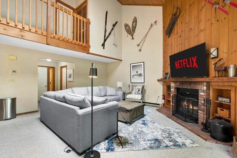 Photo of 6 Ridge Road, Lincoln, NH 03251 (MLS # 5090008)