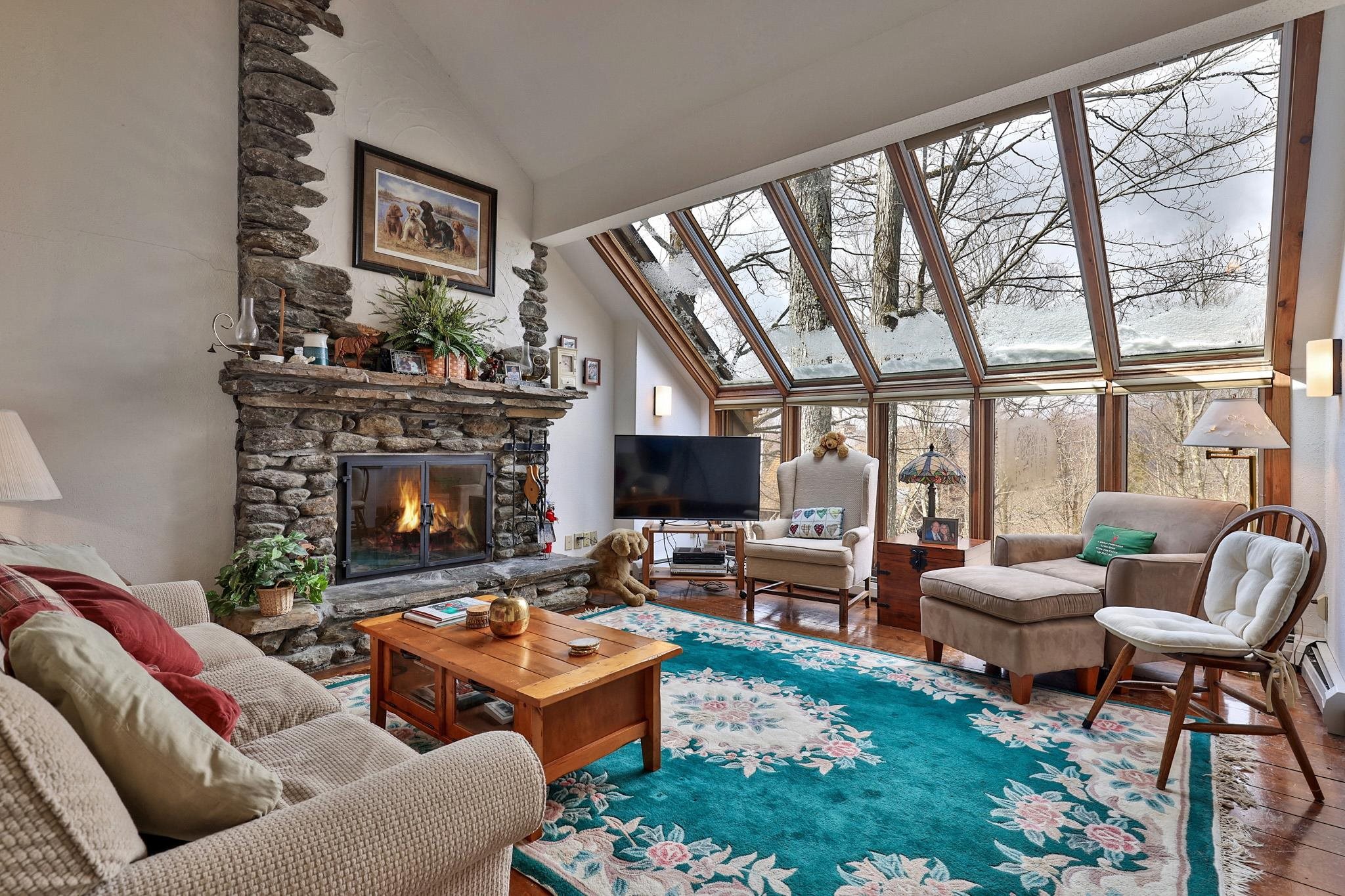 879 East Ash Road L-8