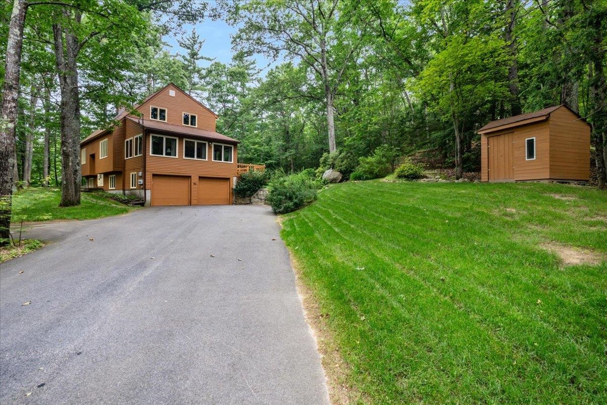 94 Baboosic Lake Road