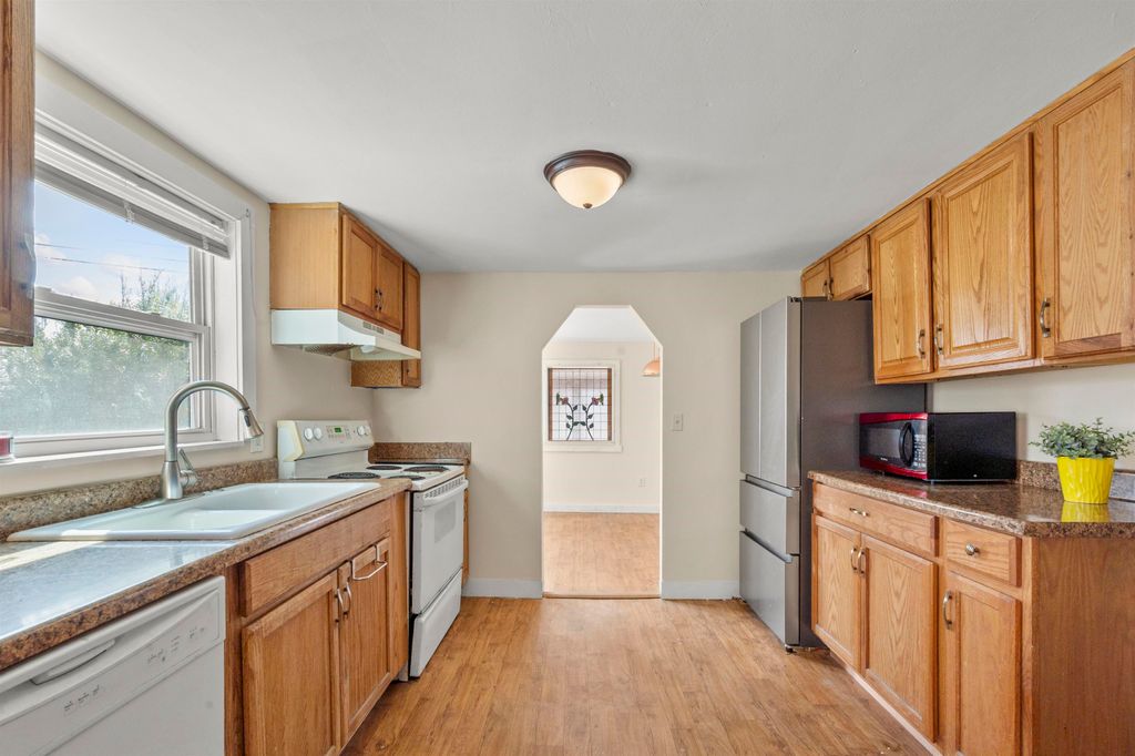 Photo of 102 Corliss Hill Road, Meredith, NH 03253 (MLS # 5082595)