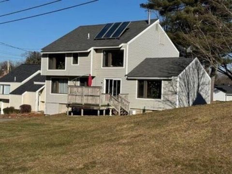 Photo of 8 Althea Lane, Nashua, NH 03062 (MLS # 5044153)