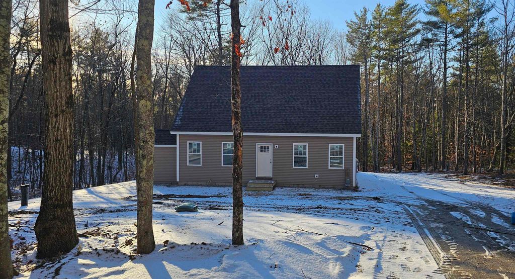 Photo of 593 Prospect Street, Franklin, NH 03235 (MLS # 5071054)