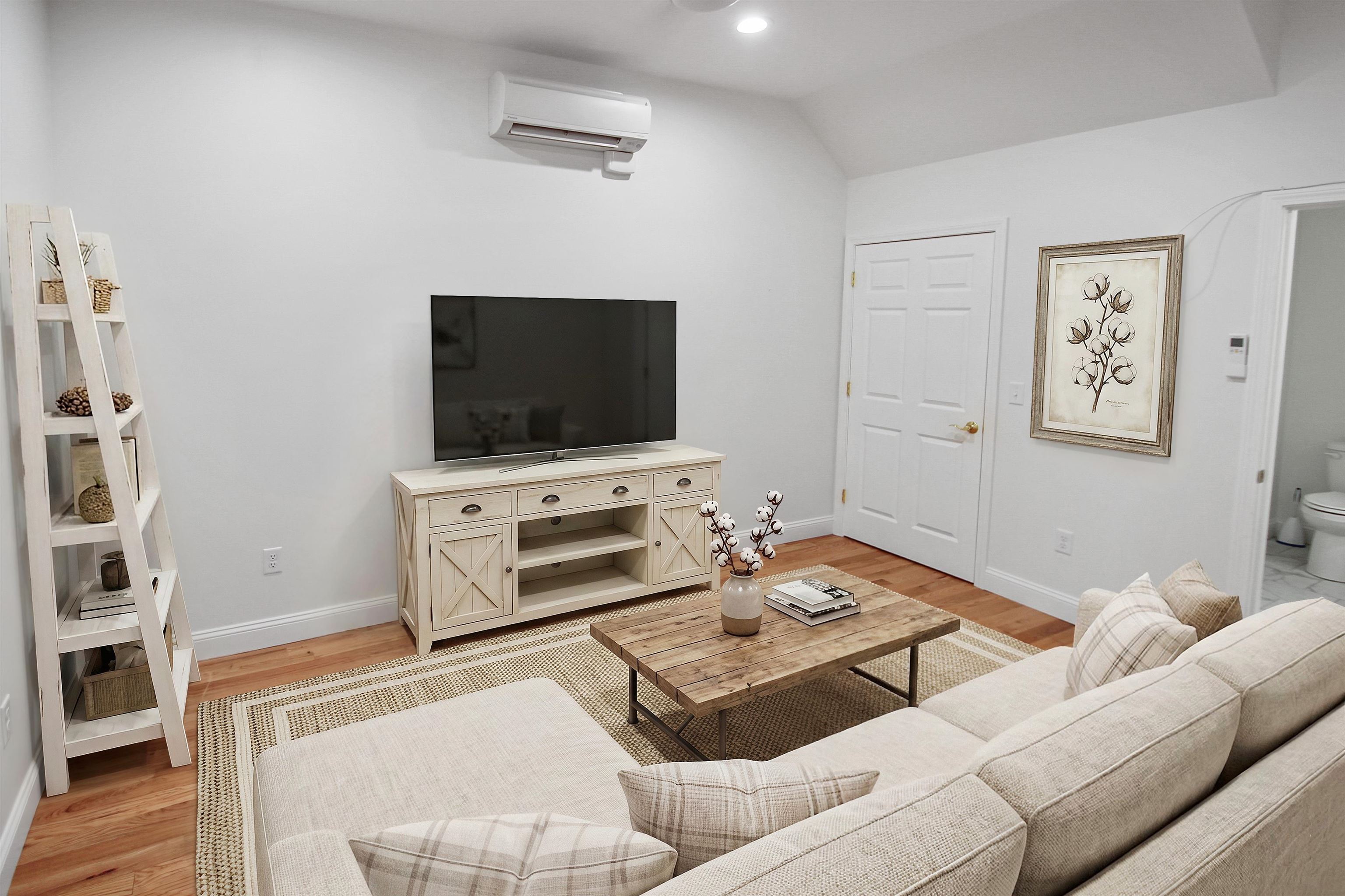 10 Diamond Oaks Boulevard 2