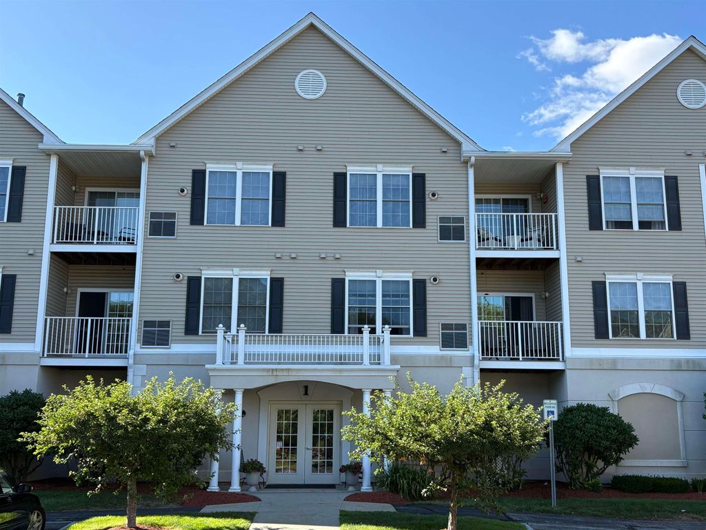 Photo of 59 Cluff Rd. Common #16, Salem, NH 03079 (MLS # 5071125)