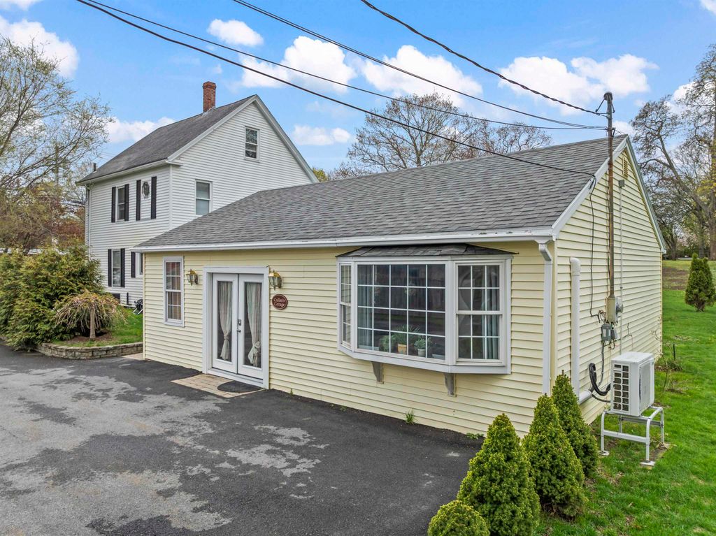 Photo of 96 Lafayette Road, Hampton Falls, NH 03844 (MLS # 5090094)