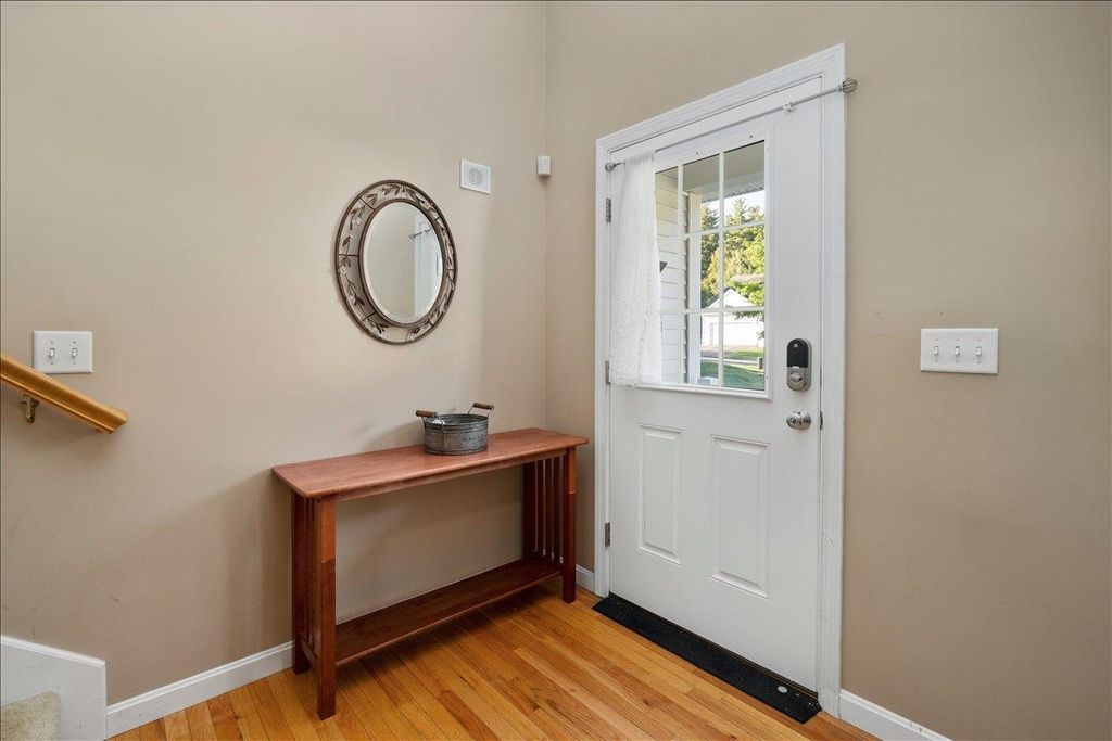Photo of 90 Forest Hill Way, Manchester, NH 03109 (MLS # 5064811)