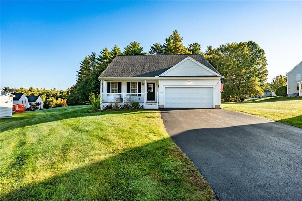 Photo of 90 Forest Hill Way, Manchester, NH 03109 (MLS # 5064811)