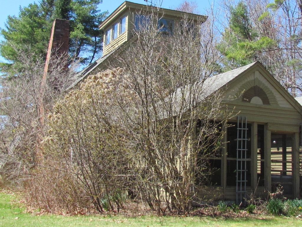 Photo of 33 Sugar Run, Thornton, NH 03285 (MLS # 5085197)
