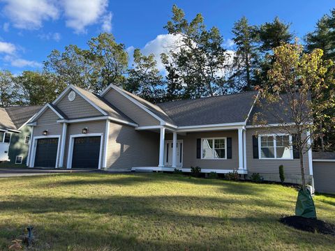 Photo of 31 Juliana Avenue #4, Nashua, NH 03064 (MLS # 5034988)